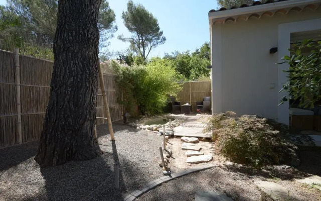 Villa Les Bains Du Soleil Levant