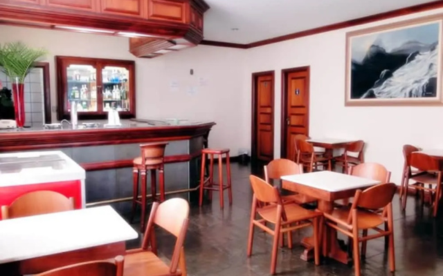 JS Park Hotel