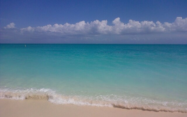 Silver Palm Guest House Turks and Caicos
