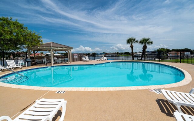 Bay House Condos #2106 - La Buena Vida