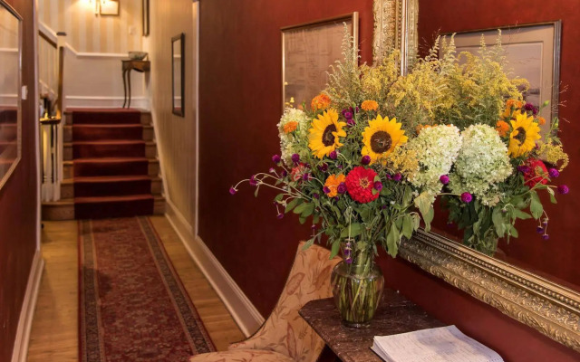 La Reserve Bed & Breakfast