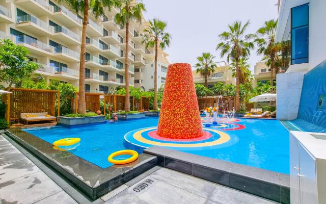 DXB - Five - 41006 - PJ