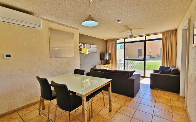 Riverview Holiday Apartment 34 - Kalbarri WA