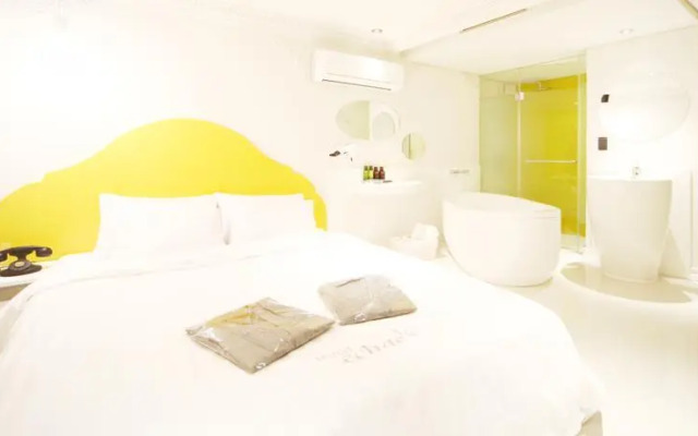 Echae Hotel 3 Sinchon