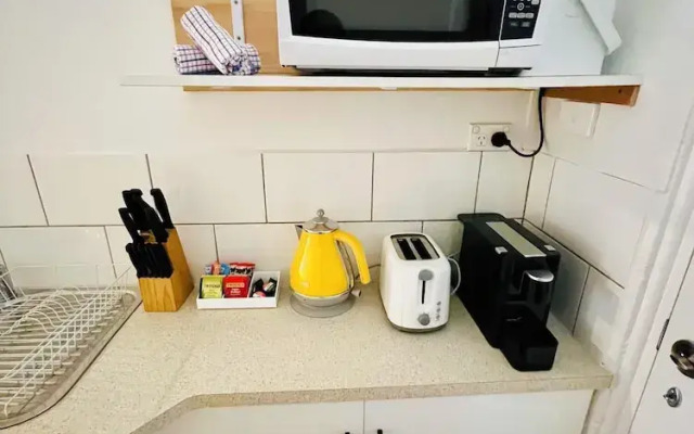 City Unit 5 Walk to Esplanade