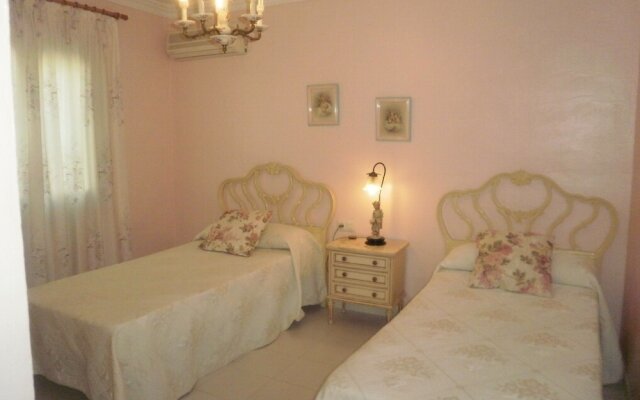 Villa Angeles Canovas Nerja