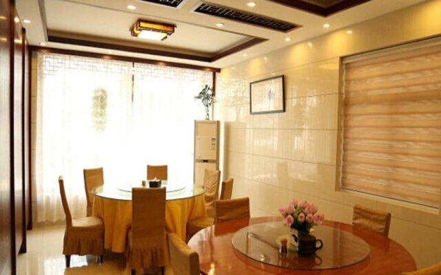 Wanning Holiday Hotel