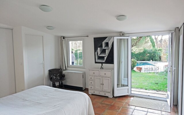 Modern Villa in Gassin With Sauna