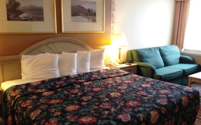 Fairbridge Hotel Cleveland East