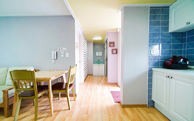 Mari Hotel
