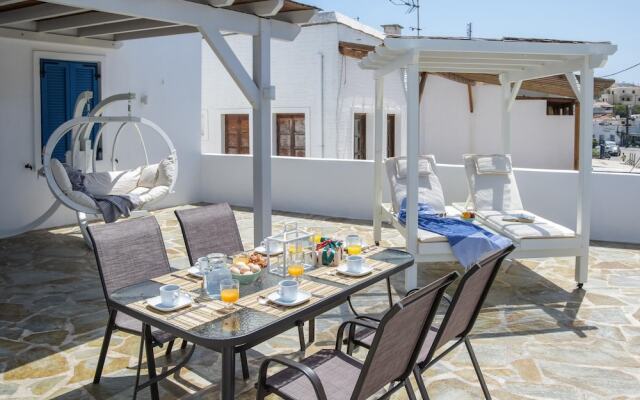 The Veranda of Gavrion - Deluxe Cycladic House