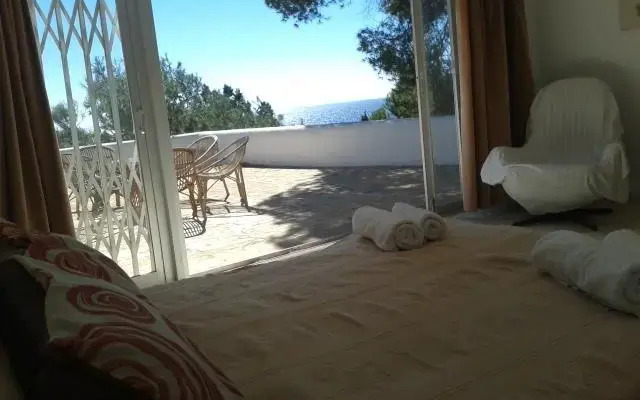 Caricol Holiday Home