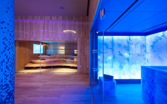 Adams Beach Hotel & Spa
