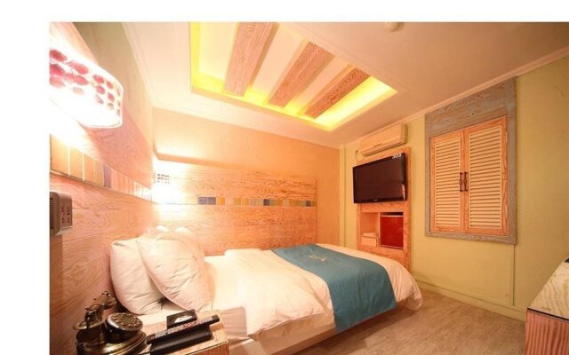 Hotel June Dongdaemun
