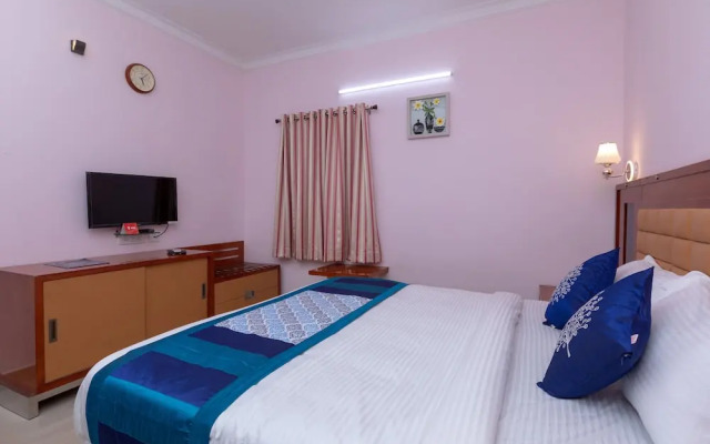 Oyo 17224 Swarnam Residency