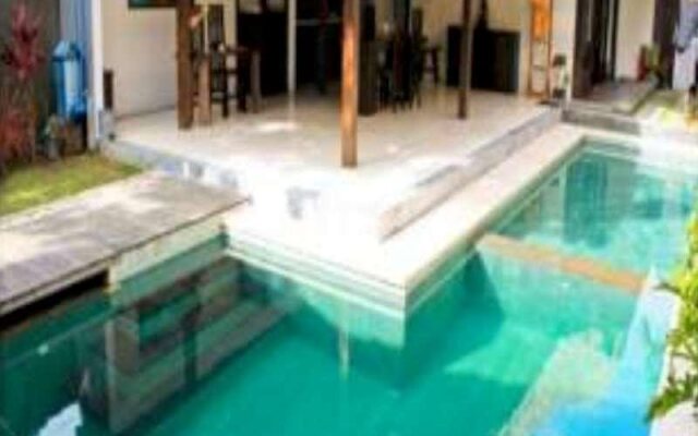 Heron Villa Jimbaran