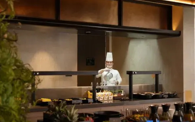 Yaduo Hotel, Jindian Road, Ruili Delong International Jewelry City