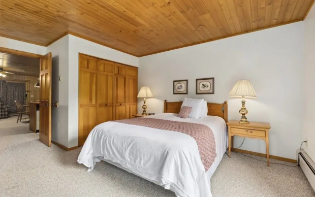 The Lodges at Breezy Point