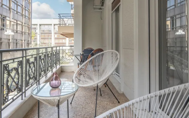 Modern apartment near Lycabettus hill with balcony