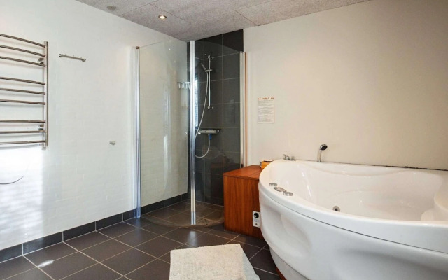 6 Person Holiday Home in Esbjerg V