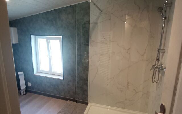 A la fontaine fleurie