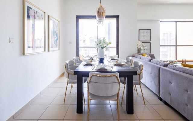 Luxurious 2BR in JBR With Amazing Marina Views!