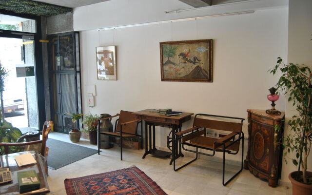 Numi Hotel