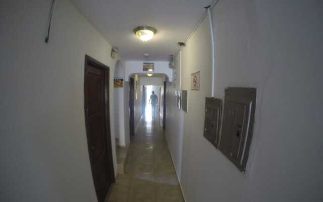 Hotel BackPacker Inn