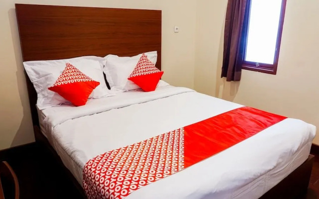 Oyo 1754 Maleo Exclusive Residence