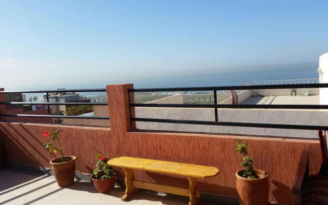 Blue Waves apartment