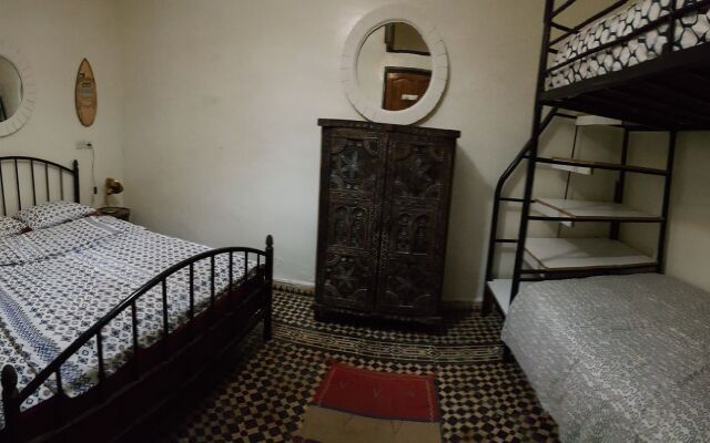 Sunset Surfhouse - Hostel