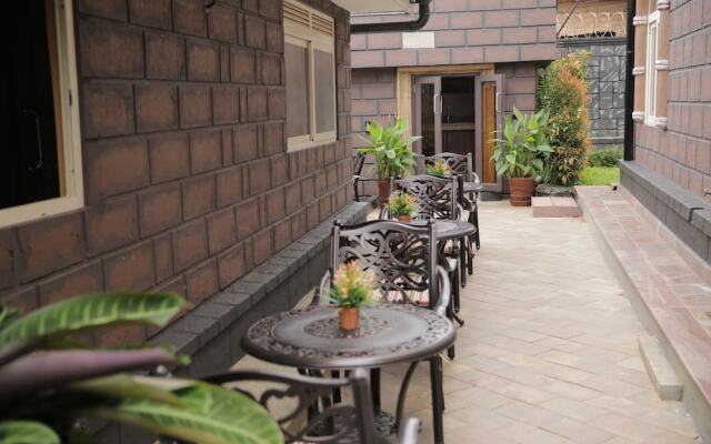 Stallion Place Hotel - Bed and Breakfast