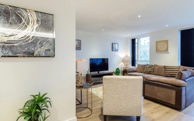2 Bed Property Close to Heathrow Airport