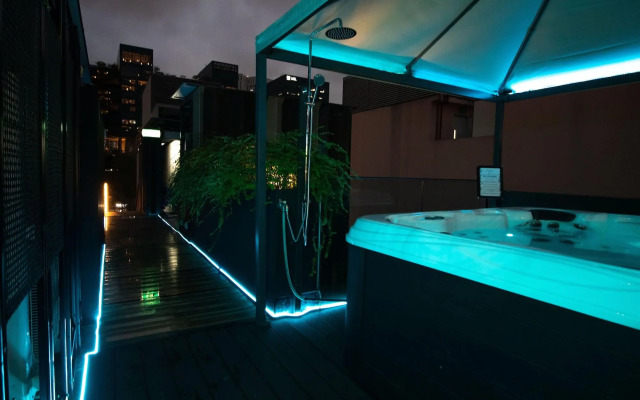 Hotel NuVe Elements