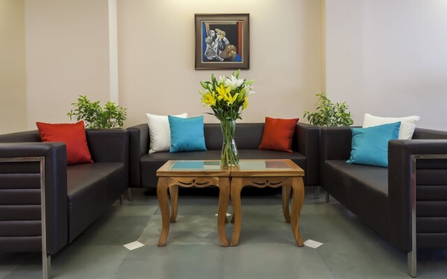 OYO 5533 Bafel Residency