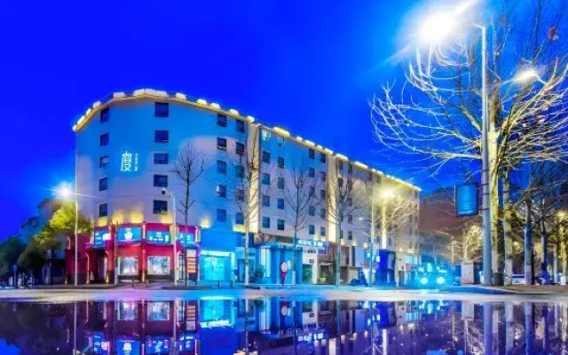 Do·Luxury Suites Hotel