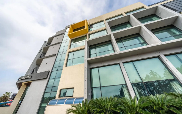 Sunrise Hotel Jungmun