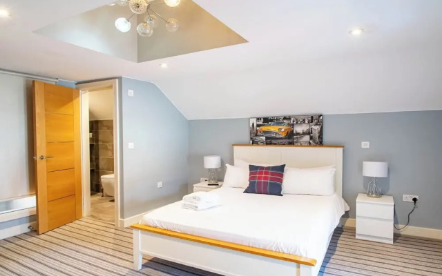 Ebenezer Street Retreat - Spacious 4 Bedroom House