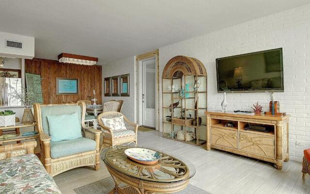 Channelview 205