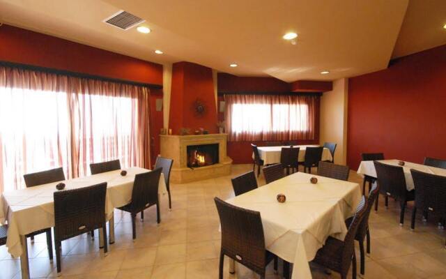 Drymonas Hotel
