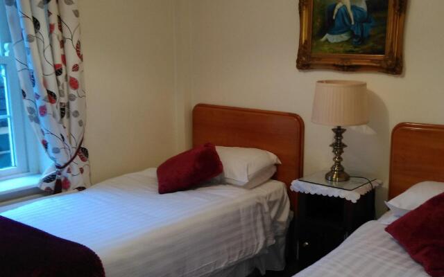 Fennessy's Hotel