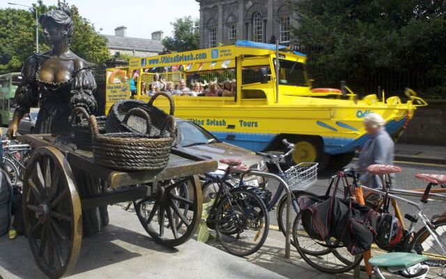 Grand Canal Quay Apartment
