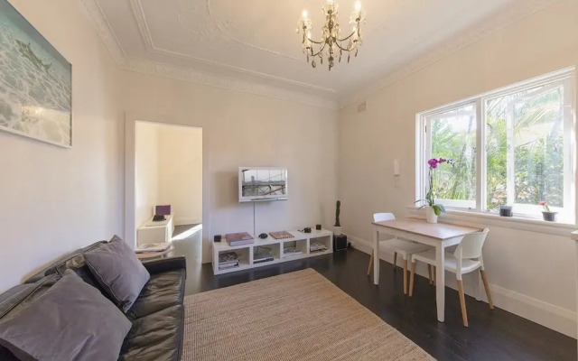 Bondi Beach Prime with Sunroom H405