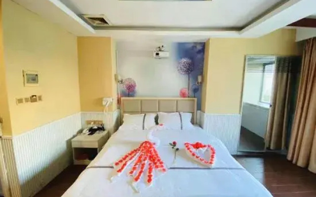 Hongfu Business Hotel (Dongguan Dalangzhen Station Branch)
