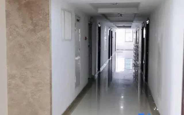 No.8 Apartment (Swanhu Wanda Shop)