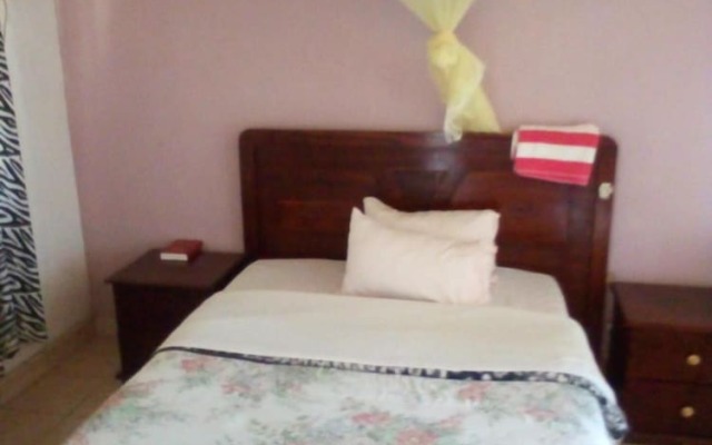Nahubwe Safari Lodge