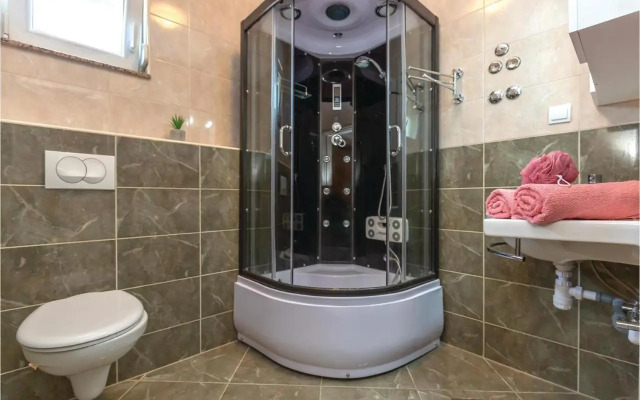 Studio Apartment in Krvavica