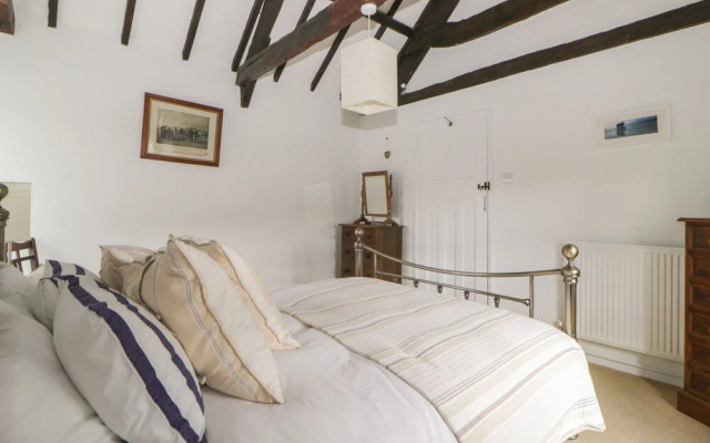Oak Cottage