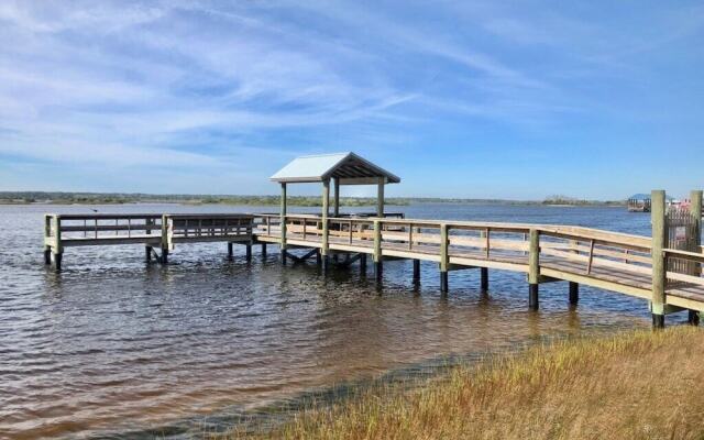 Windjammer 407 Condo