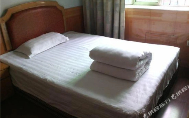 Shangtong Hostel